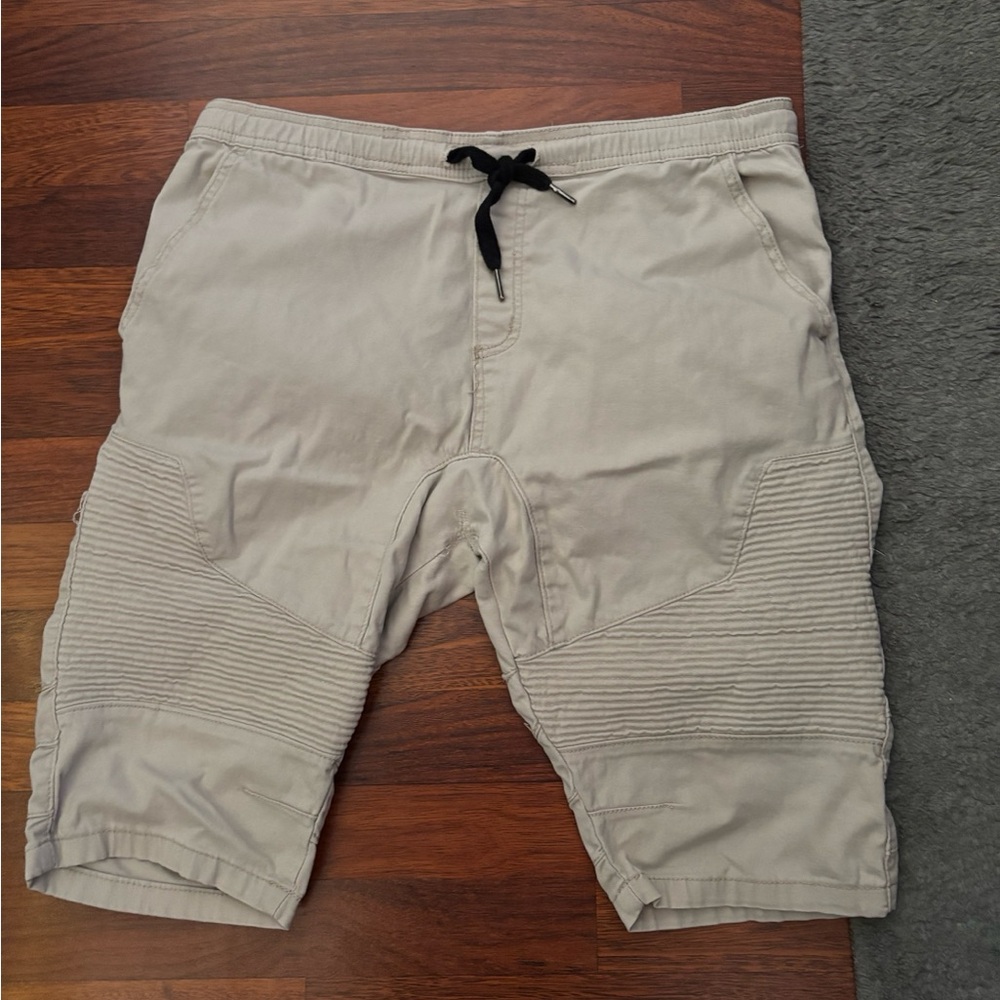 Brooklyn cloth khaki shorts
